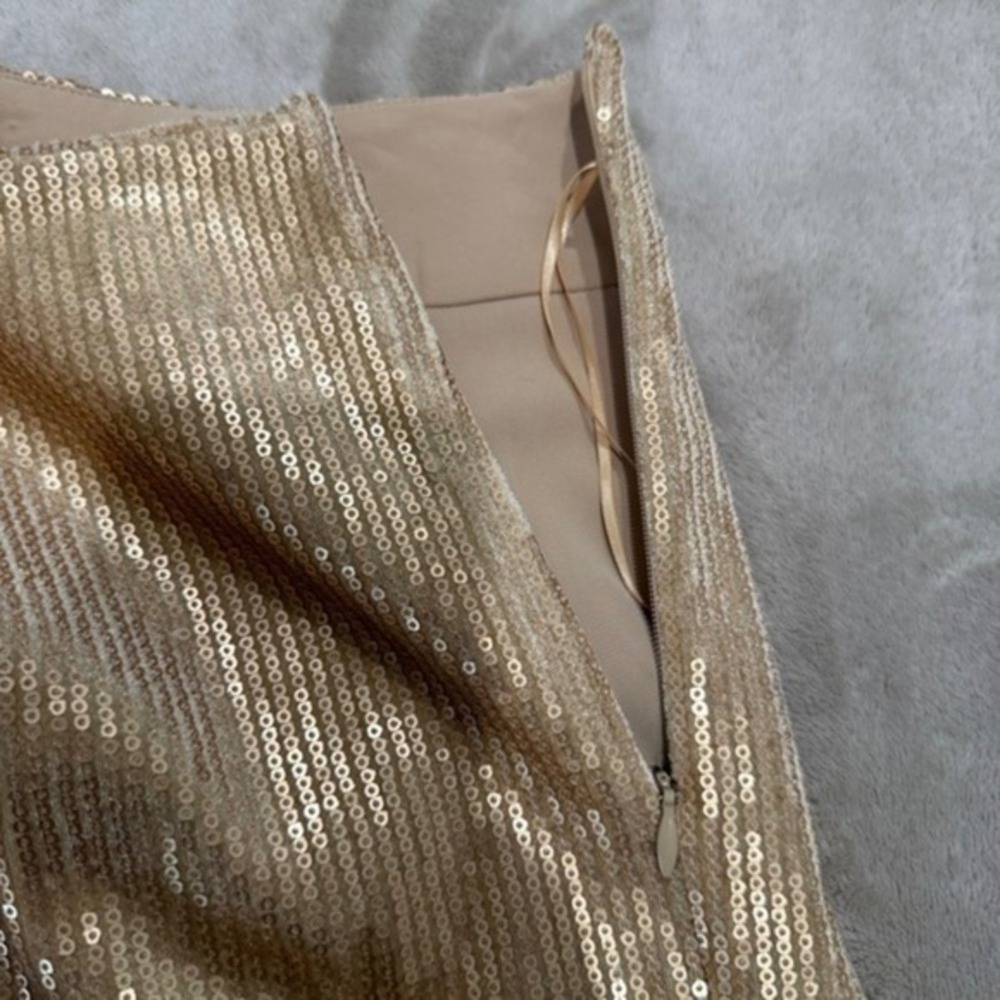 Holiday-Ready Gold Metallic Wide-Leg Pants - Picture 5 of 5